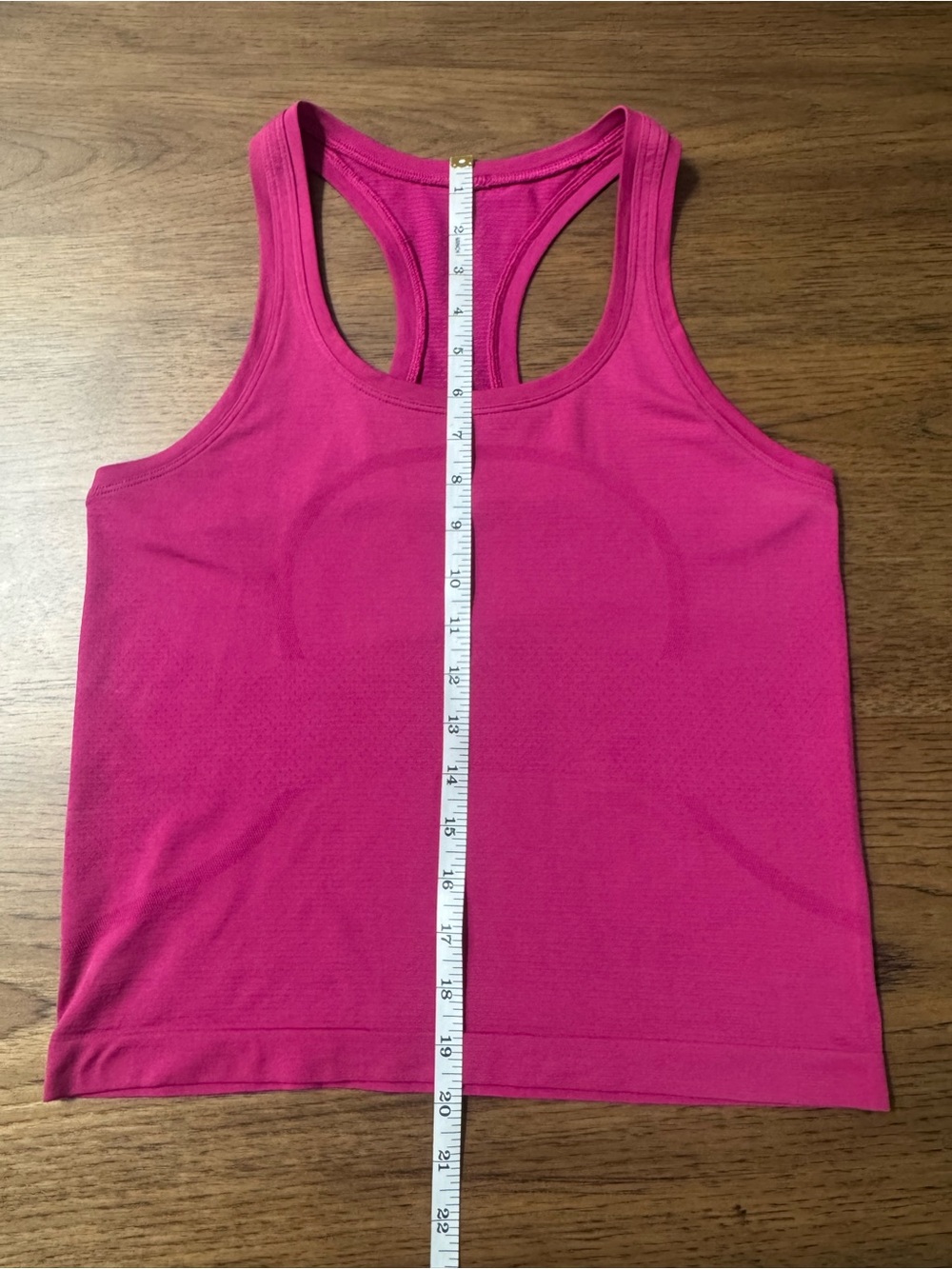 Lululemon Swiftly Tech Racerback Tank 2.0 Waist Length Ripened Raspberry Size 6 - Picture 2 of 6